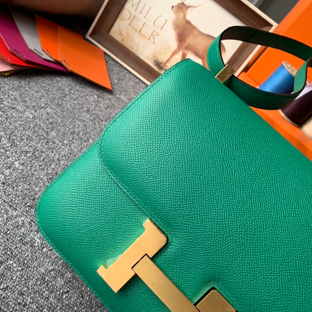 Hermes Constance 23