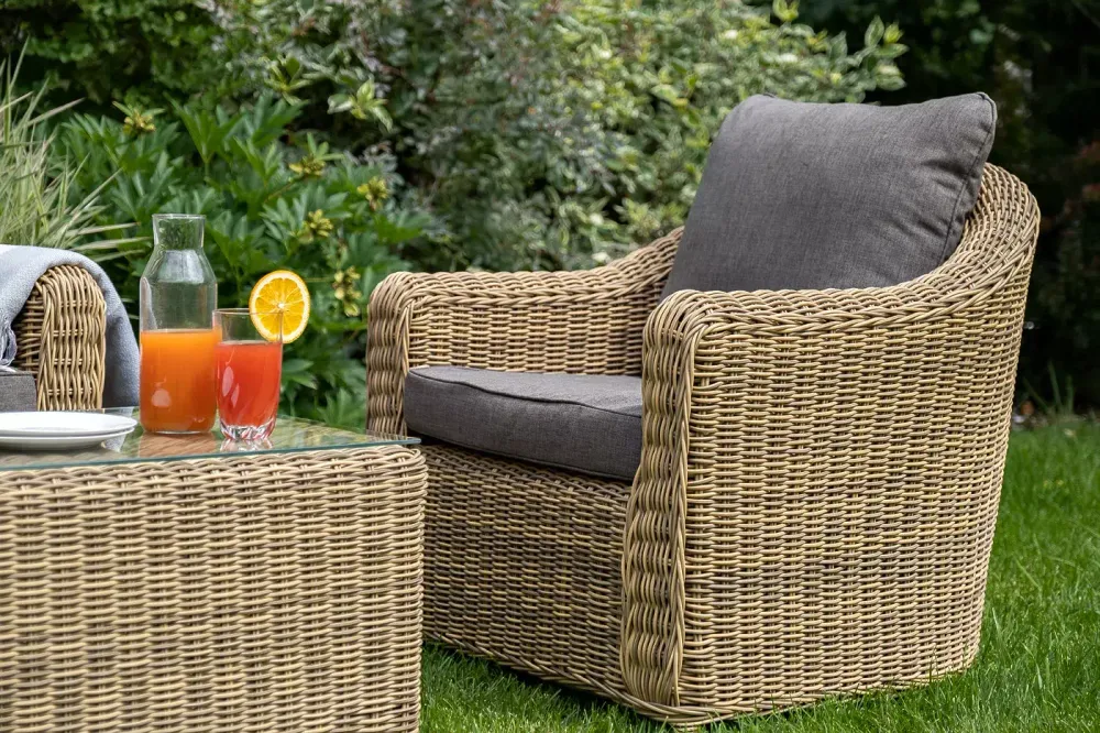 "Кон Панна" столик журнальный из искусственного ротанга, цвет соломенный