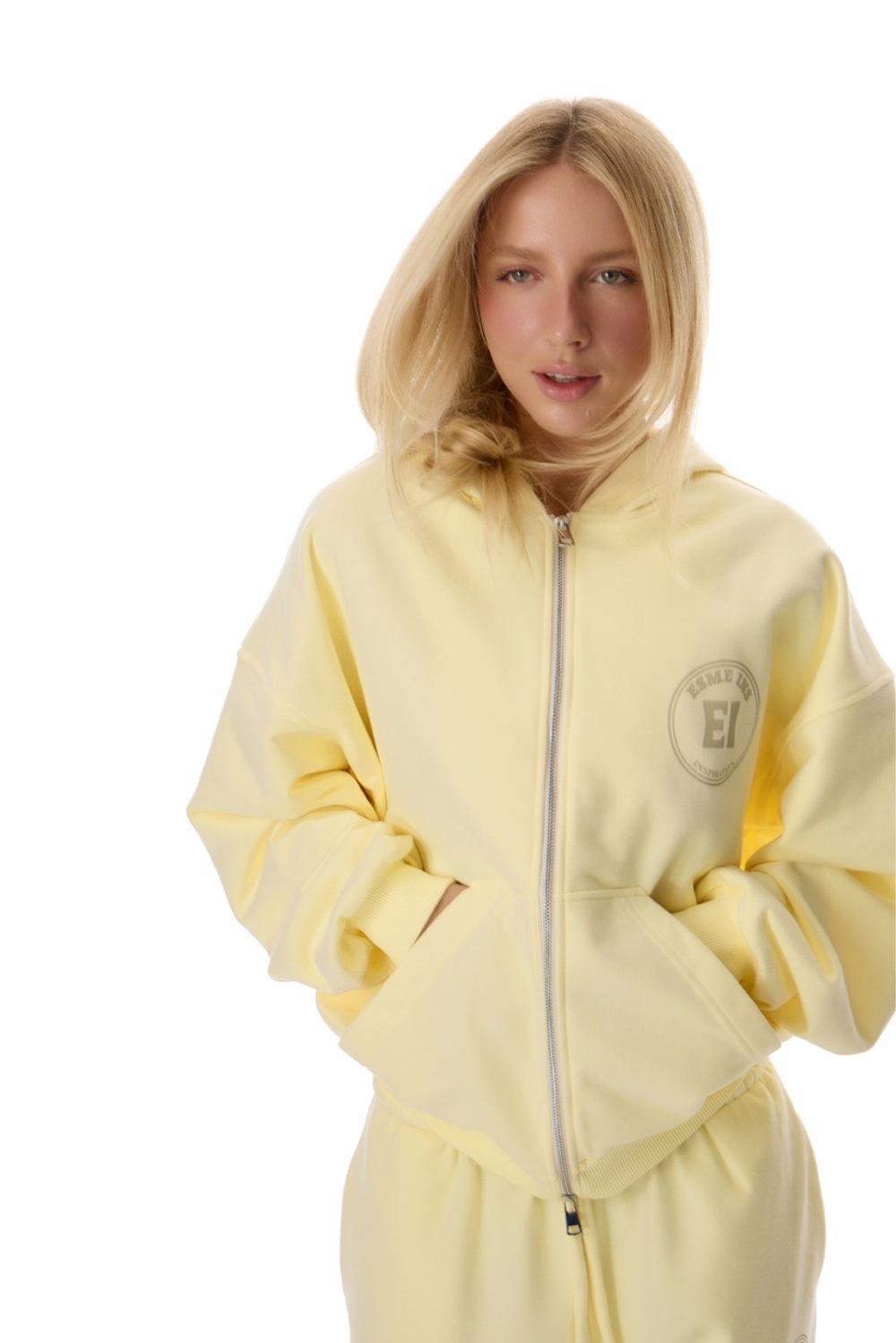 BANANA BASE HUDI CLUB ESME’26