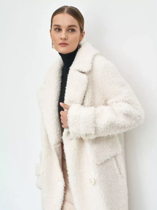 Шуба из шерсти мериноса чебурашка, белая, SilverFox