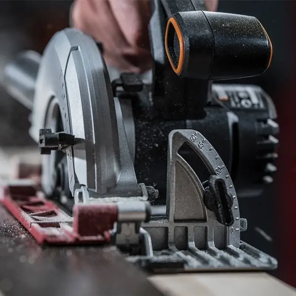 WORX WX530 аккумуляторная дисковая пила (1 x 2 Ач, ЗУ)