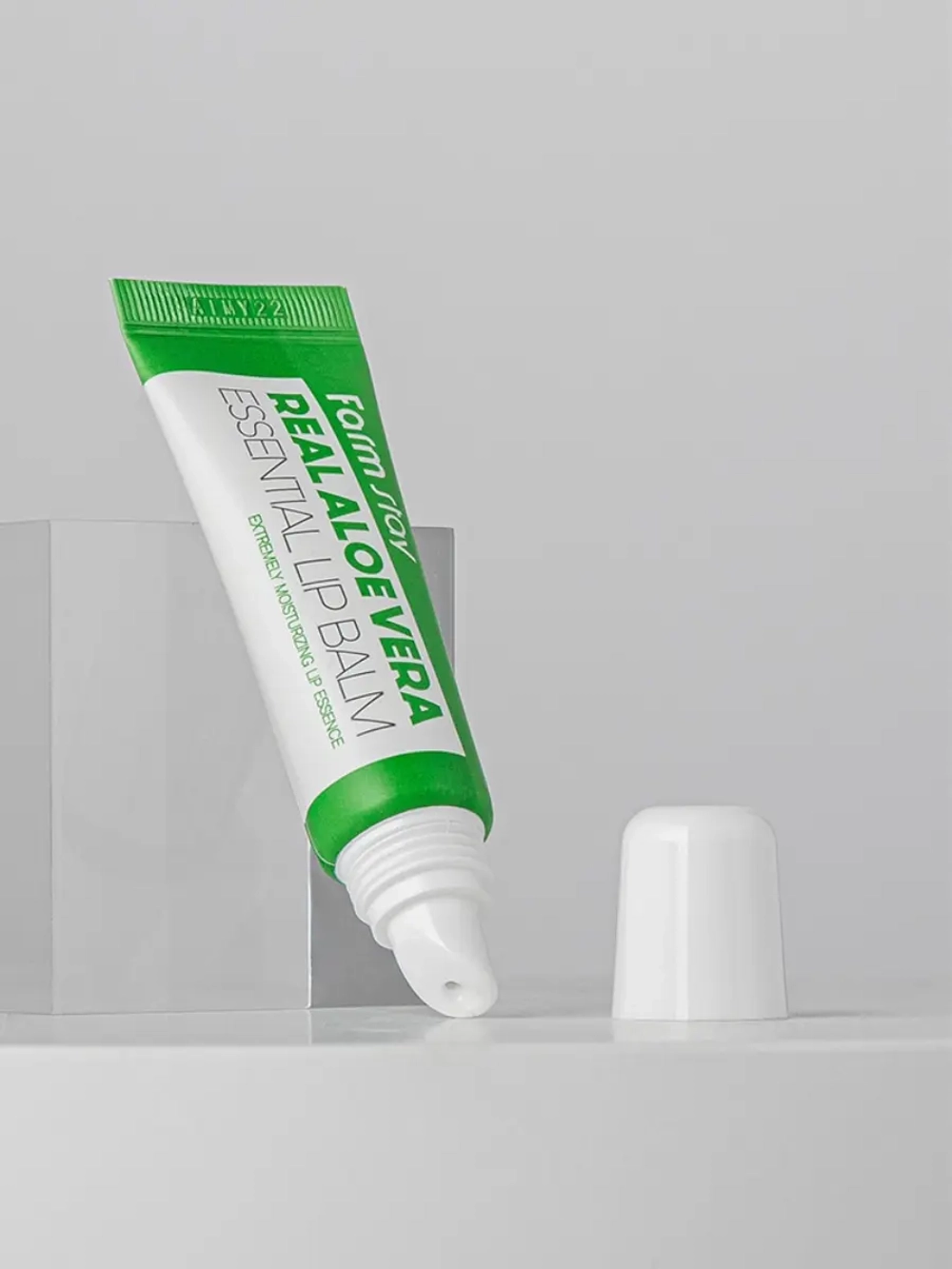 FARMSTAY - БАЛЬЗАМ ДЛЯ ГУБ С ЭКСТРАКТОМ АЛОЭ ALOE VERA ESSENTIAL LIP BALM, 10 ML