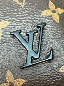 Сумка Avenue Sling NM Monogram Louis Vuitton