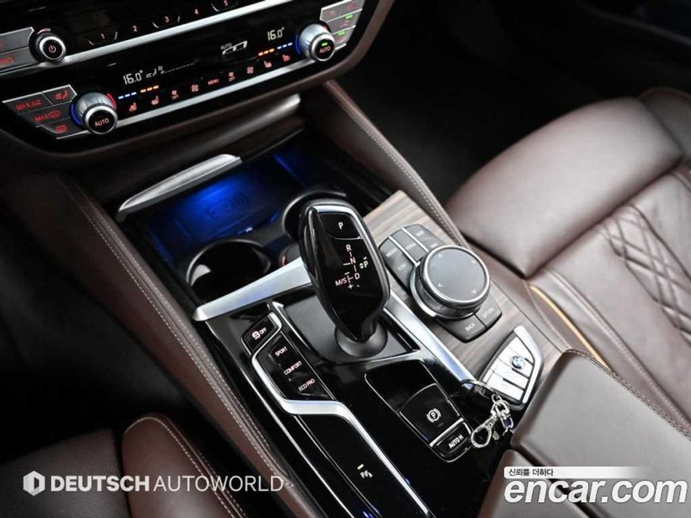 BMW 5 Series (G30) 523d xDrive M Sports (10.2020)