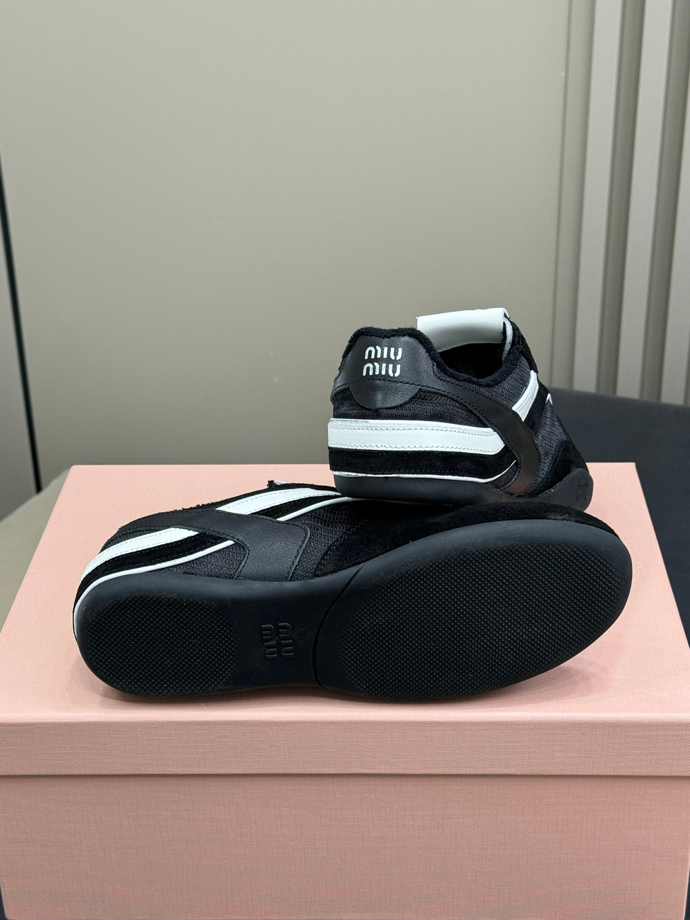 Miu Miu Sneaker (4 colors)