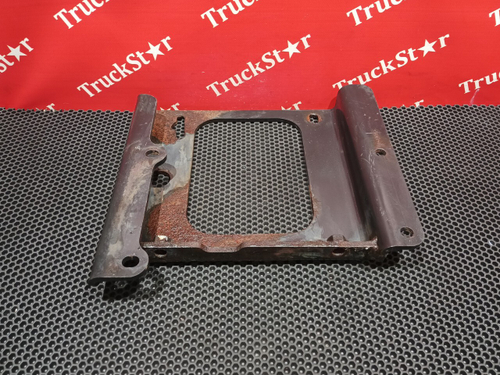 Кронштейн глушителя