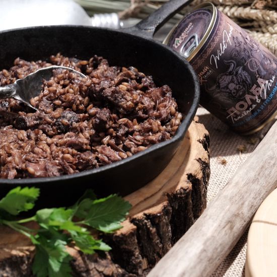 Полба с мясом Сарлыка и грецким орехом томленая в печи 340г.