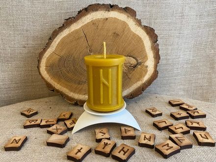 Свеча Хагалаз