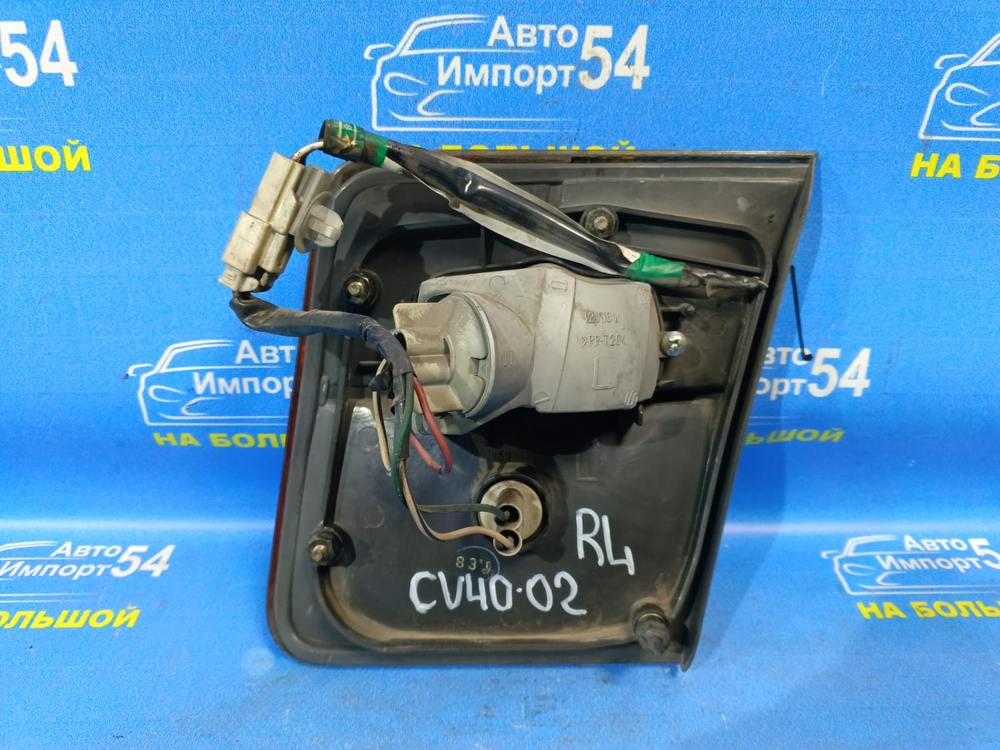 Вставка багажника левая TOYOTA CAMRY 1998