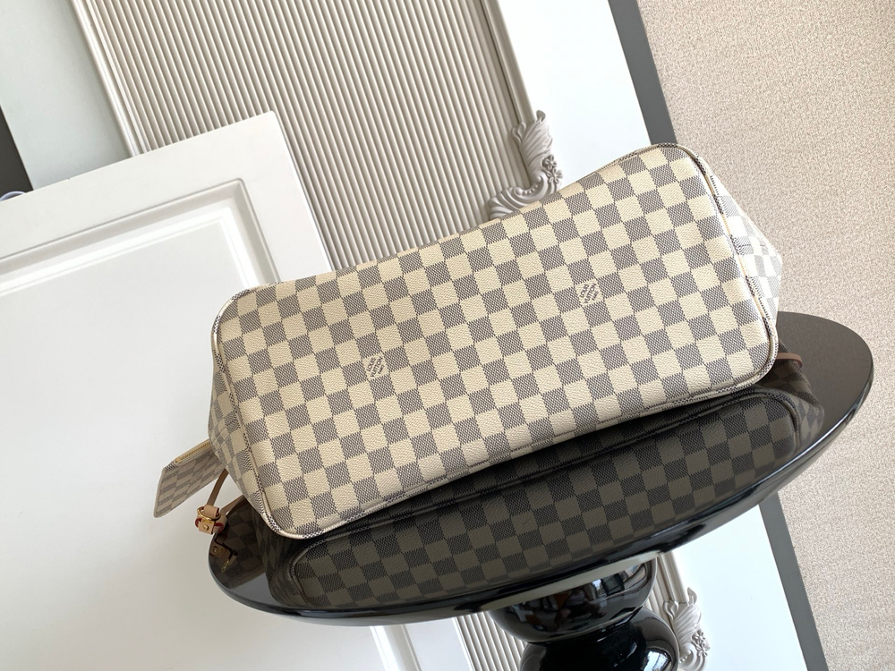 Louis Vuitton Neverfull GM
