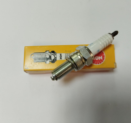 Свеча зажигания NGK CR8E