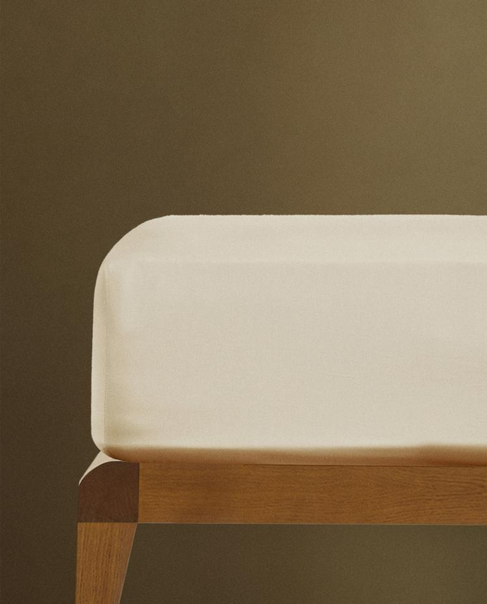 ZARA HOME (300 НИТЕЙ) НАТЯЖНАЯ ПРОСТЫНЯ ИЗ ХЛОПКА, БЕЖЕВЫЙ