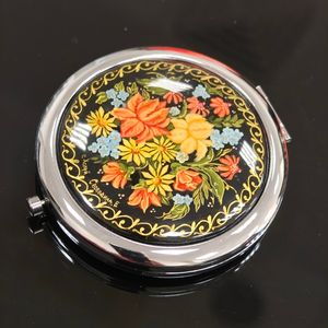 Зеркало с ручной росписью