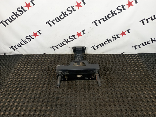 Кронштейн подножки правый 2022г.