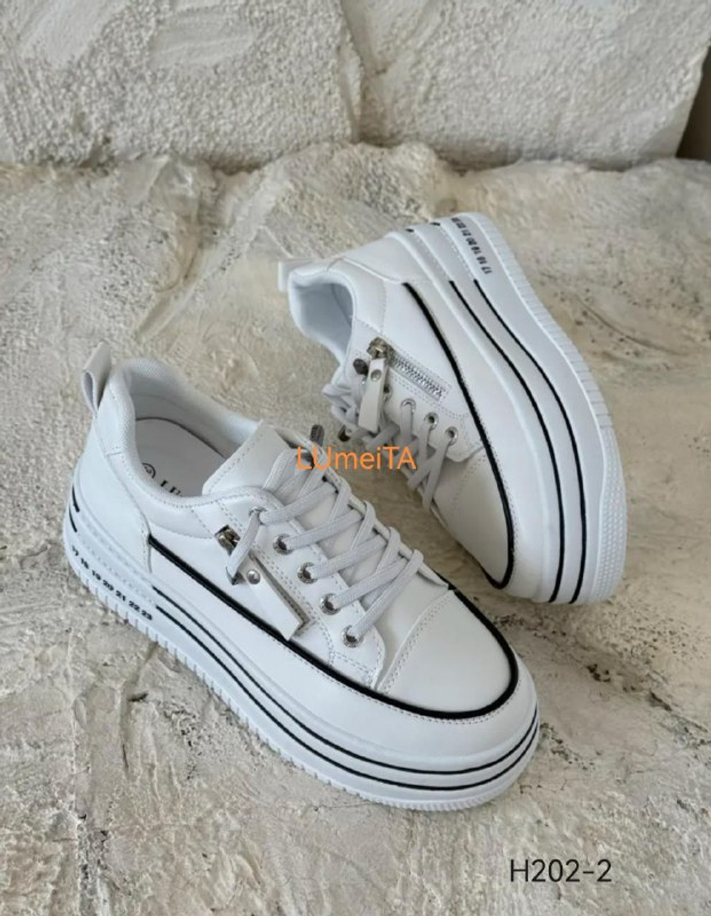 Кроссовки по 8 пар (36-41)р. / 202-2