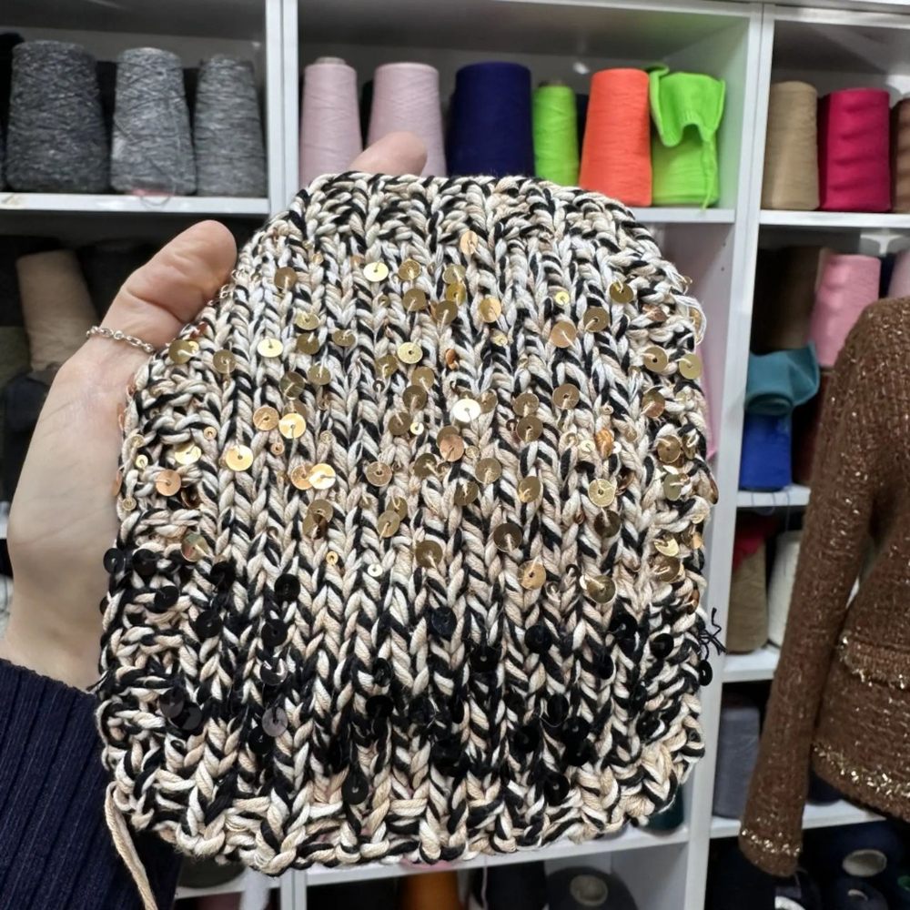 MULTICOLOR - Filmar; 100% хлопок; 90м/100гр 30/2*9*3; col.E4112; цвет: чёрный/бежевый/кремовый; S707; Есть мал. бобинка: 230гр. MP