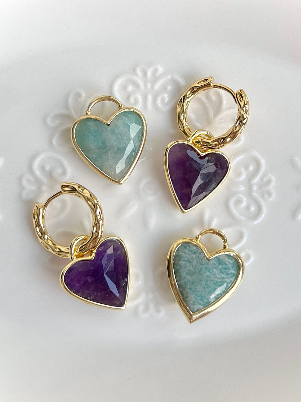 Серьги сердечки из натурального камня