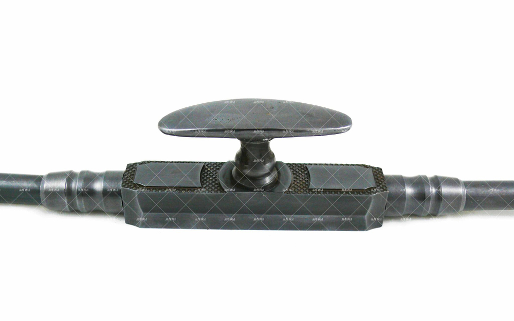 Черный кремон для окна или шкафа