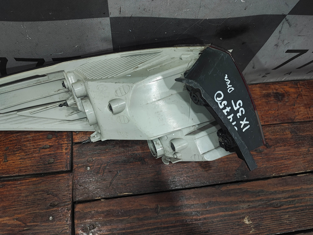 Фонарь задний правый внешний Hyundai ix35 (LM) 10-13 Б/У Оригинал 924022Y000