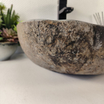 Раковина из речного камня RS-65453 44*36*15 0861