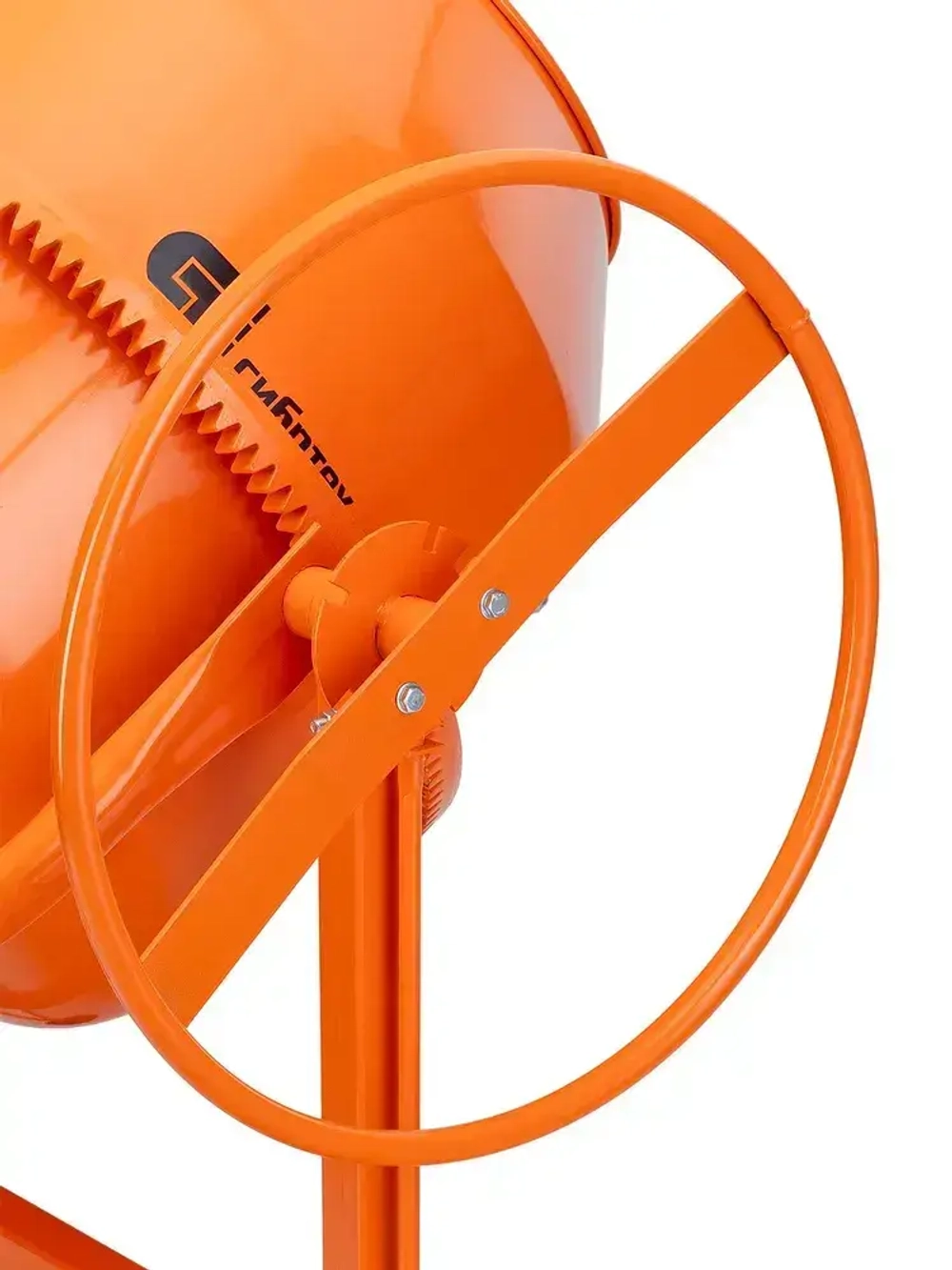 Бетономешалка строительная СИБРТЕХ, БСН-180, 180 л объем бака и 700 Вт мощность, чугунный венец и поликлиновый ремень, защита от перегрева и случайного пуска, без редуктора, бетоносмеситель, 95513