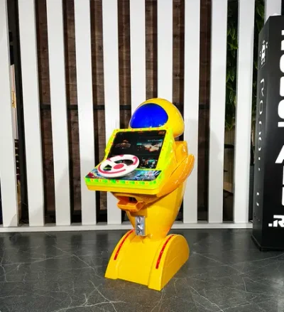 Детский игровой автомат «Робогонка»