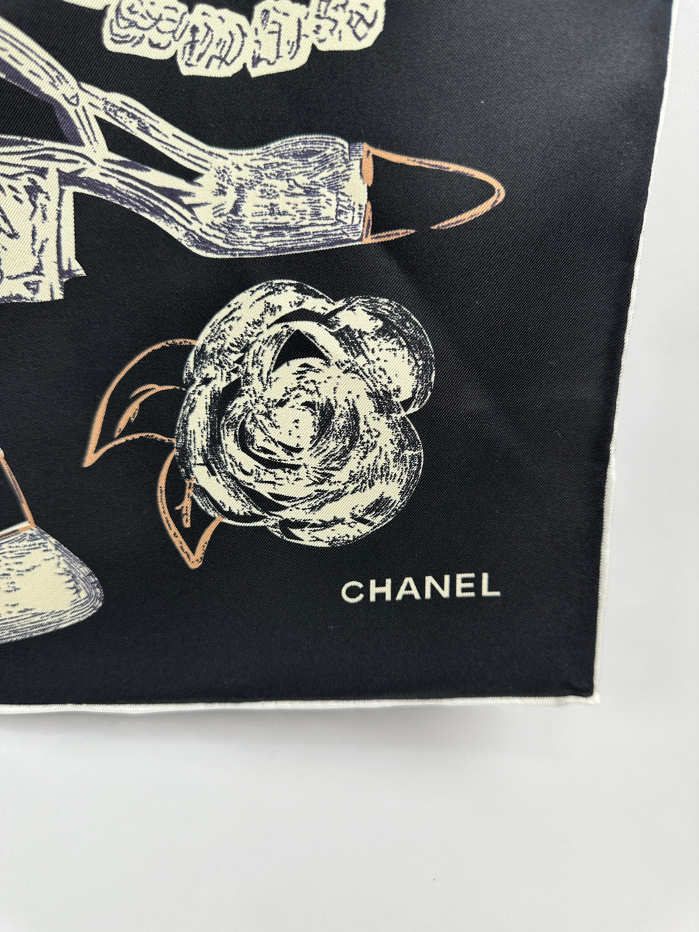 Платок Chanel Nine