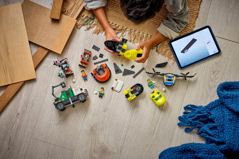 Конструктор LEGO City 60505 Airplane, Service Truck & Hovercraft Remix