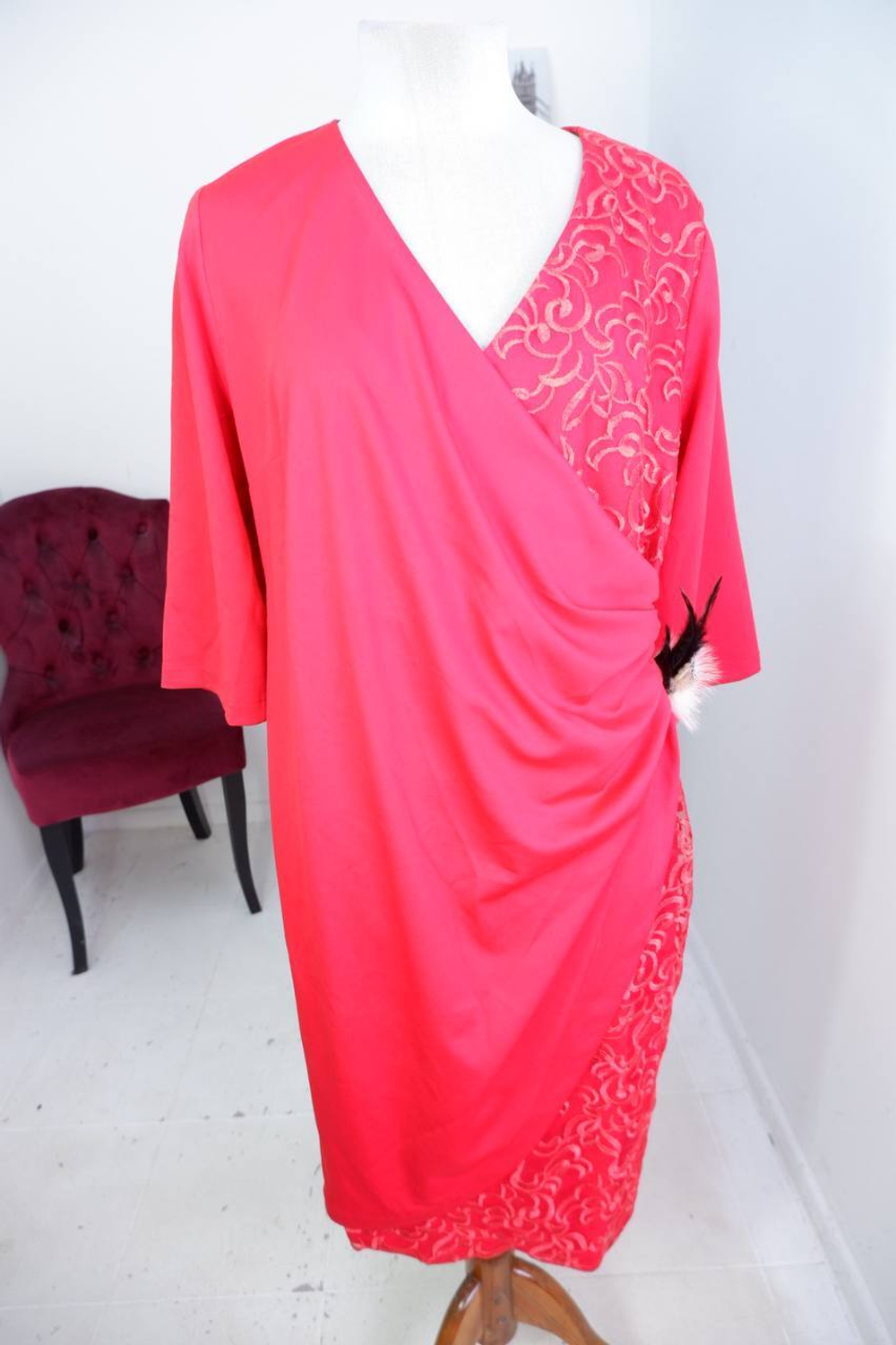 Платье Aziar для яркого образа, визуально 54 размер, новое