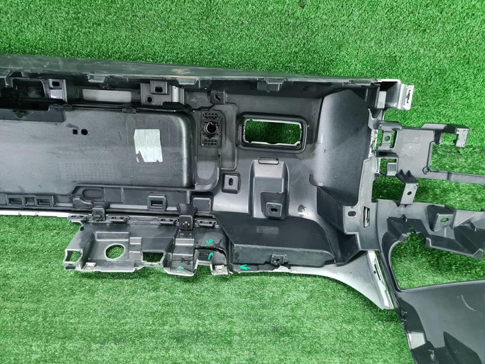 Бампер задний Land-Rover Defender 2 L663 (2019-н.в.)