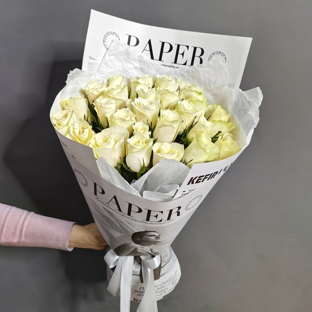 Букет из 27 роз сорта "Athena" (Кения 40 см)
