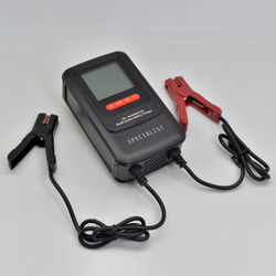 Автоматическое зарядное устройство BERKUT Specialist BC-12A