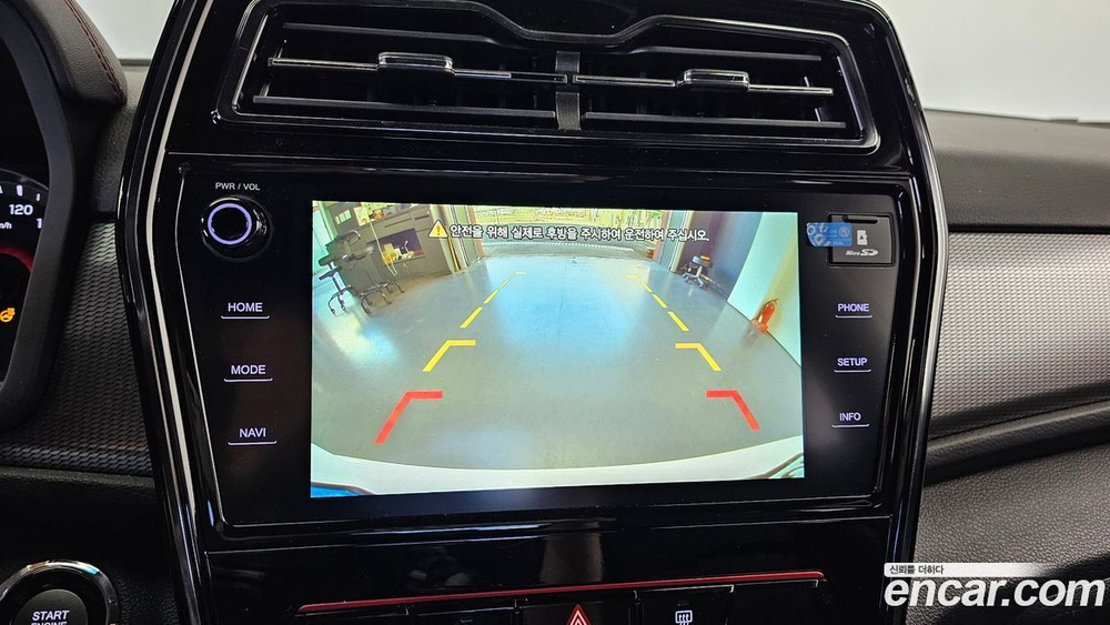 KG Mobility (Ssangyong) Very New Tivoli Бензин 1.5 2WD (05.2022)