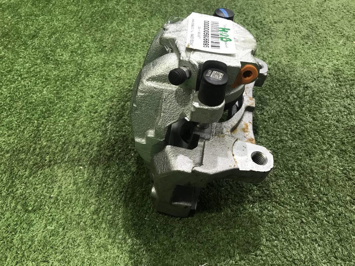 Суппорт тормозной передний левый Volvo XC60 2 (2017-н.в.)