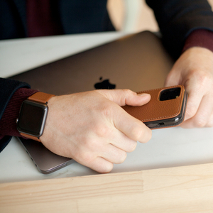 Чехол для iPhone 11 Pro из натуральной кожи теленка, цвета карамель