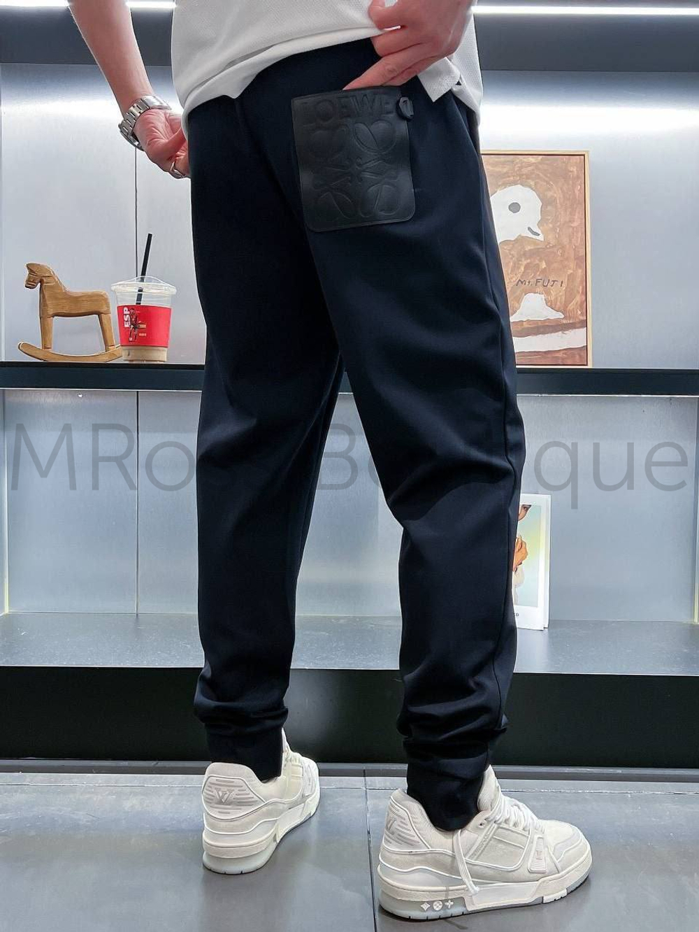 Мужские спортивные штаны Loewe с вышивкой и кожаным карманом