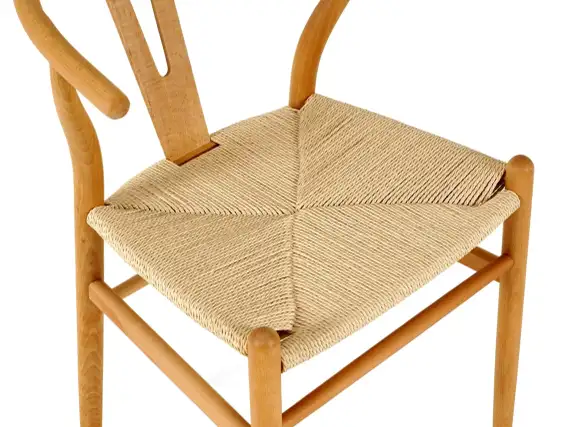 Стул Wishbone натуральный с бежевым сиденьем