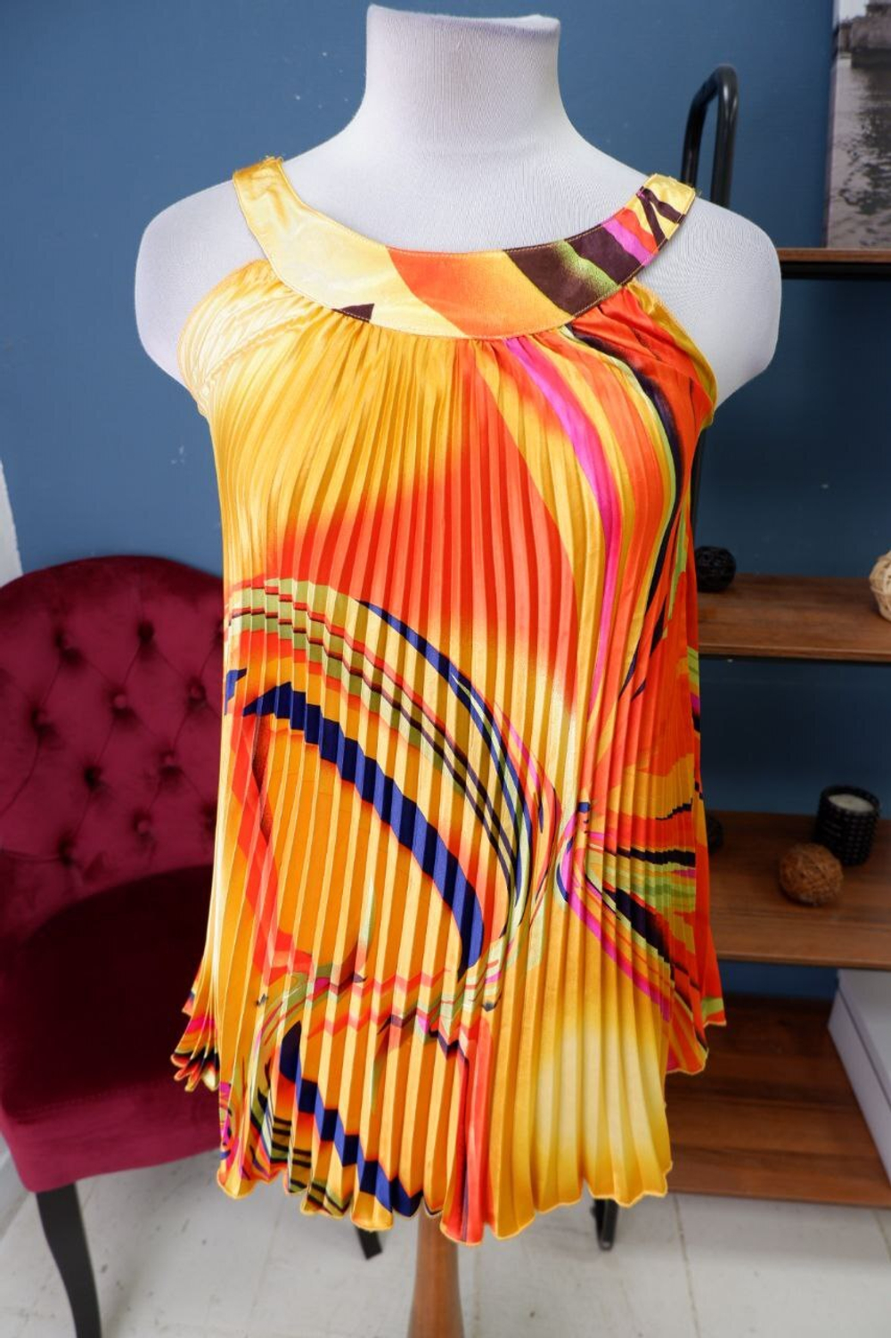 Топ яркий 44 размер