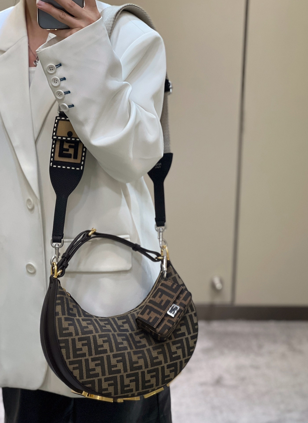 Fendi Fendigraphy Small 29 cm