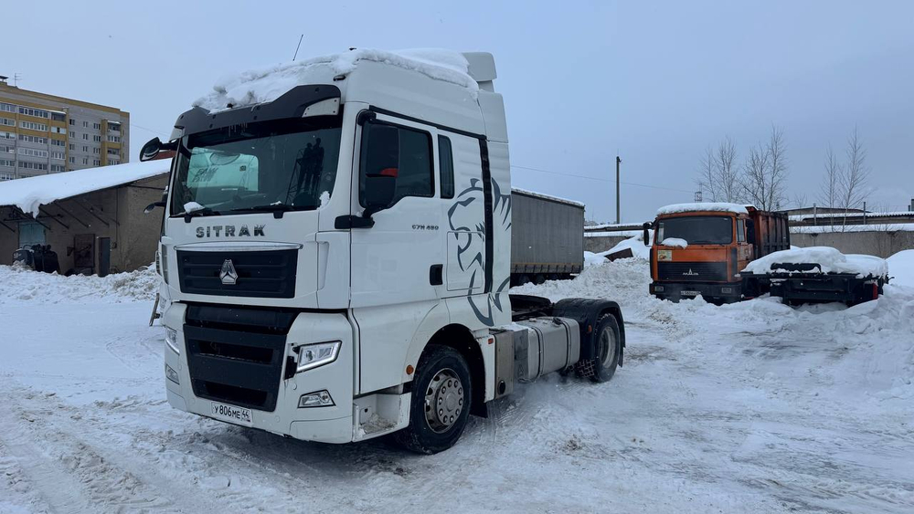 SITRAK C7H 4x2 Седельный тягач ZZ4186V361HE (Дизельный, 12,4 л, 480 л.с., АТ)