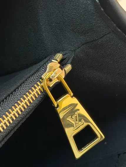 Сумка Louis Vuitton Babylone Tote PM