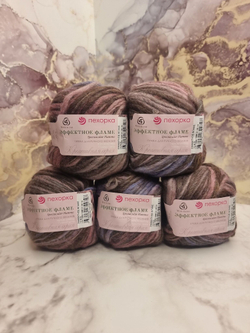 Эффектное фламе, пряжа Пехорка 38% шерсть, 38% ПАН, 24% Полиамид 5х50г/125м 1219м