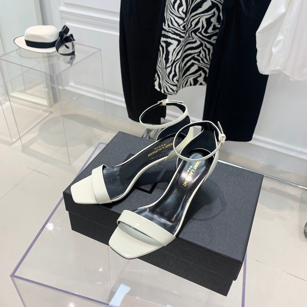 Saint Laurent Pumps