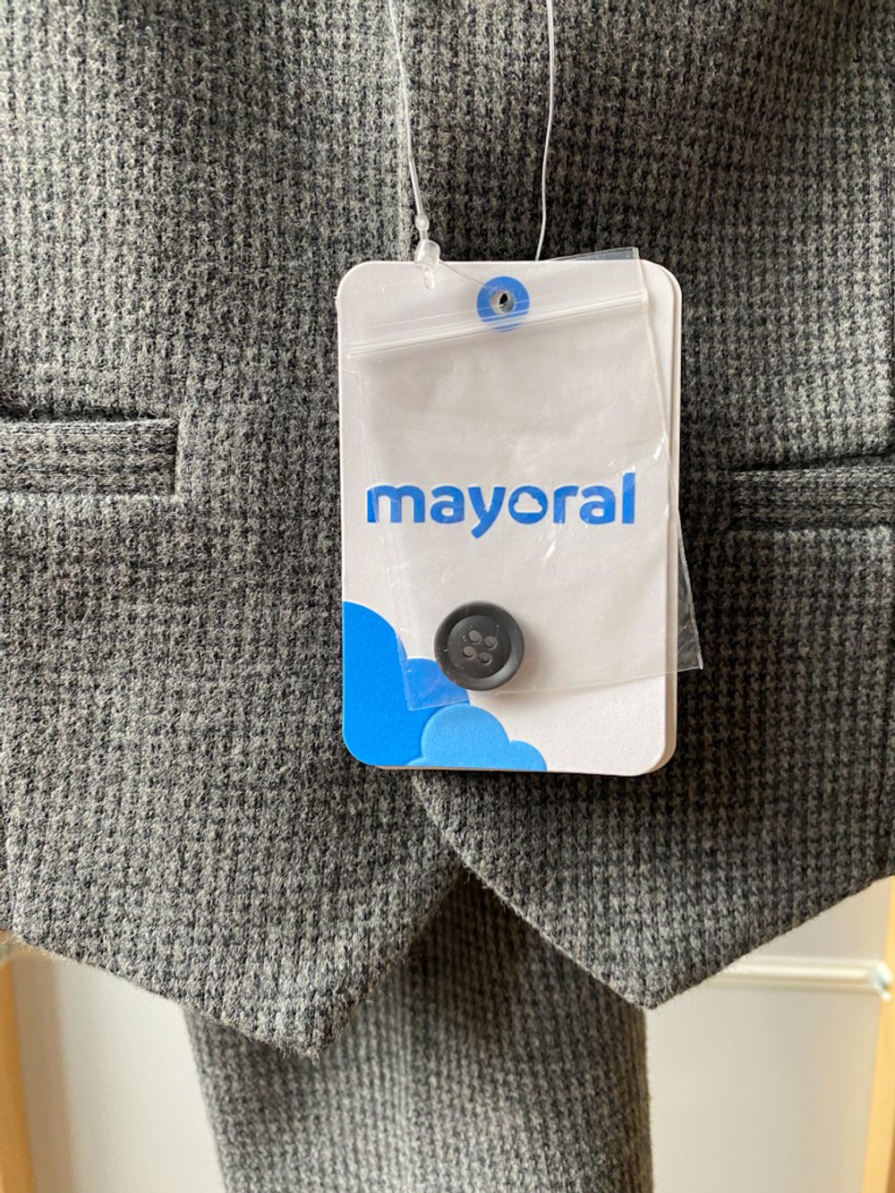 Новый костюм Mayoral, 110