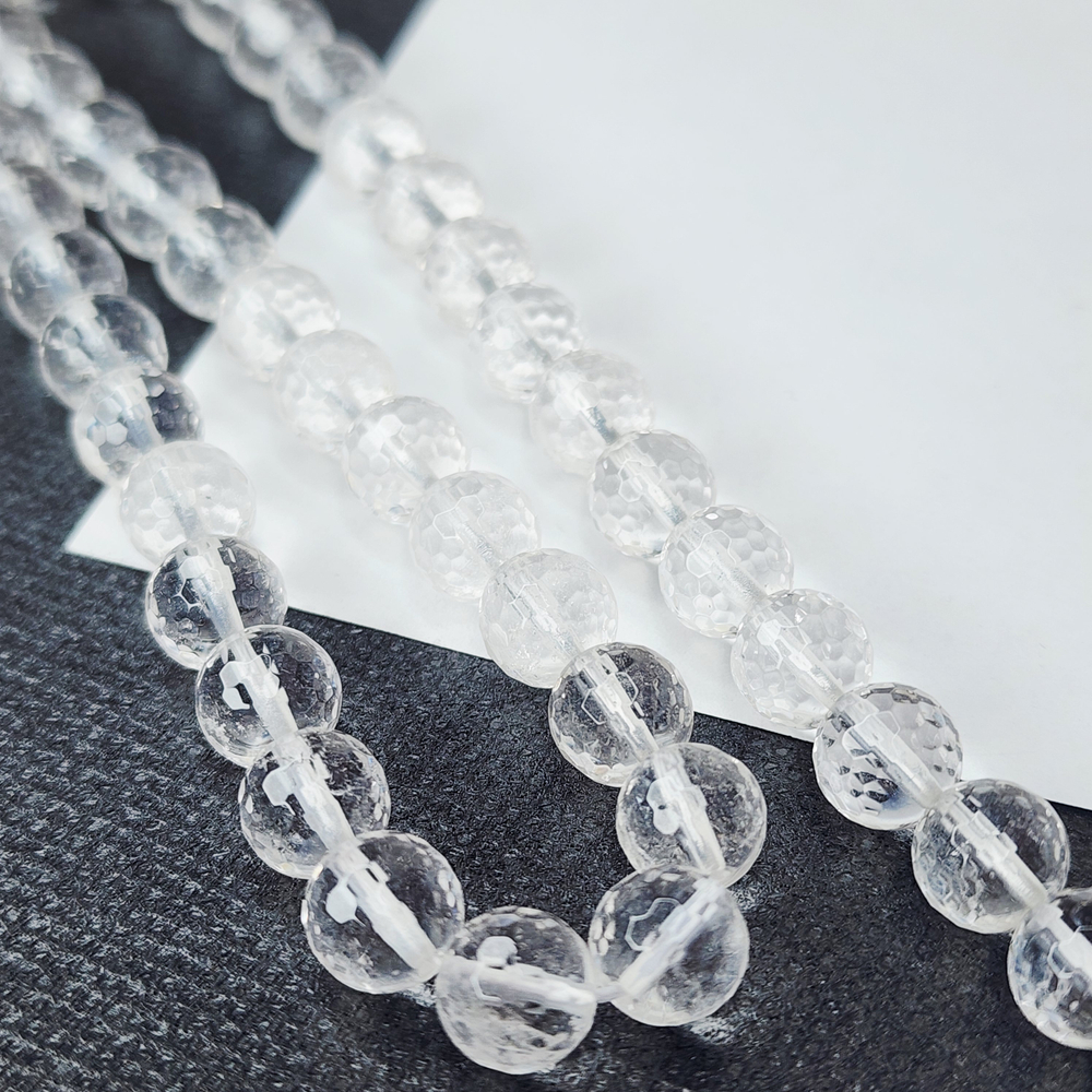 Горный хрусталь (бесцветный кварц), бусины мультиогранка, р-р 8мм, очень красивый экземпляр