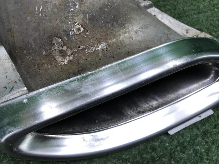 Насадка глушителя правая Mercedes C W205 14-18 AMG