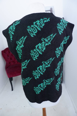 Жилетка H&M теплая, маркировка S, визуально на 44 размер