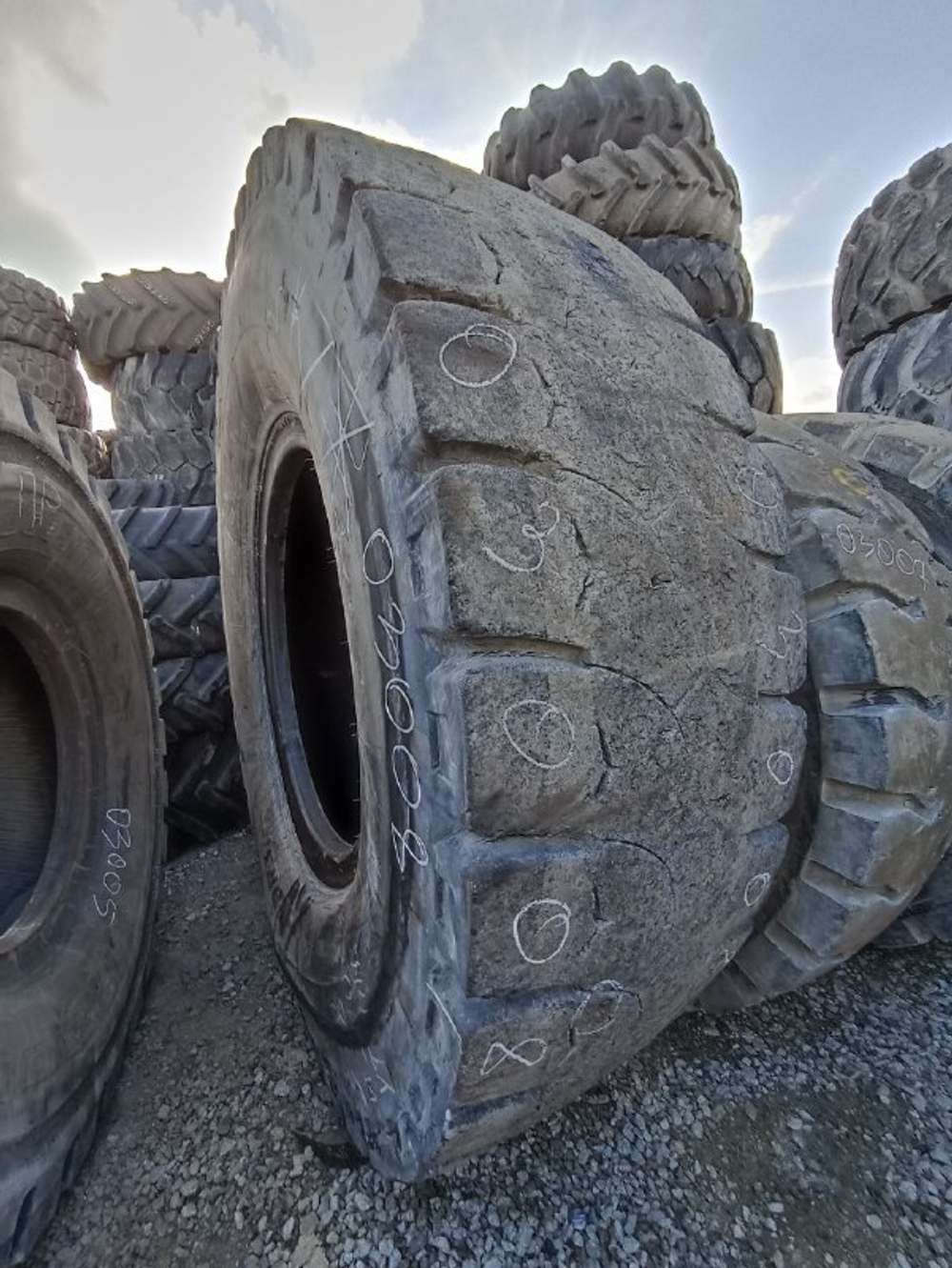 27.00R49 Michelin XDR3 шина б/у