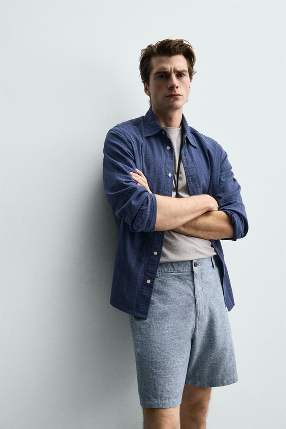 ZARA ШОРТЫ REGULAR FIT ИЗ РЕЛЬЕФНОЙ ТКАНИ, СИНИЙ/БЕЛЫЙ