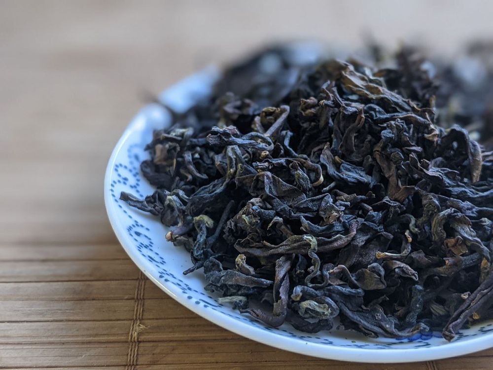 Восточная красавица (Дун Фан Мэй Жэнь)